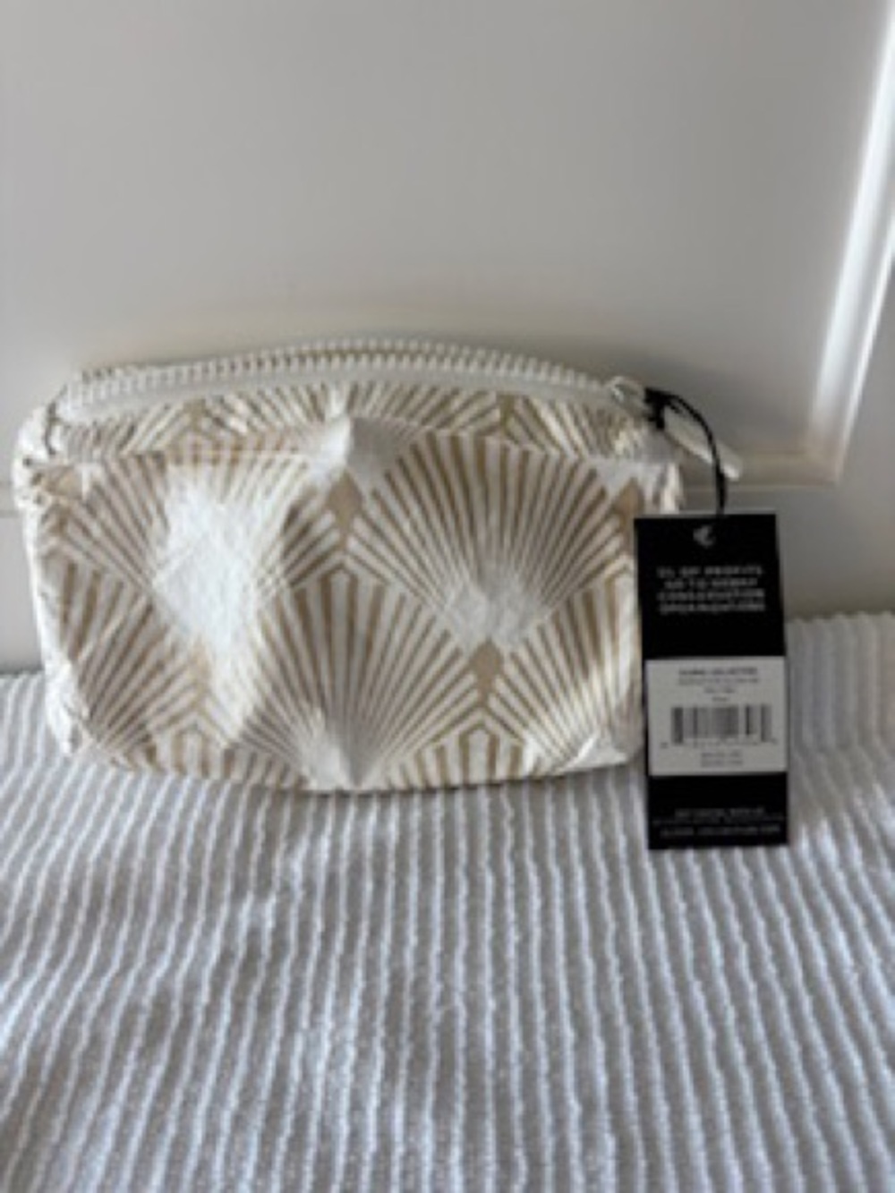 ALOHA Collection Malu Glow Mini Pouch